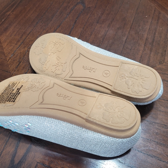 Link Comfort Flat Sparkly Studded Ballet Shoes for Girls. Size 4 and 3 - Picture 7 of 8